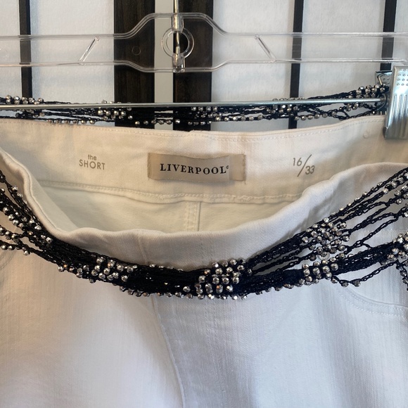 Liverpool Pulled-On Rolled Up Chloe Short - Picture 10 of 12